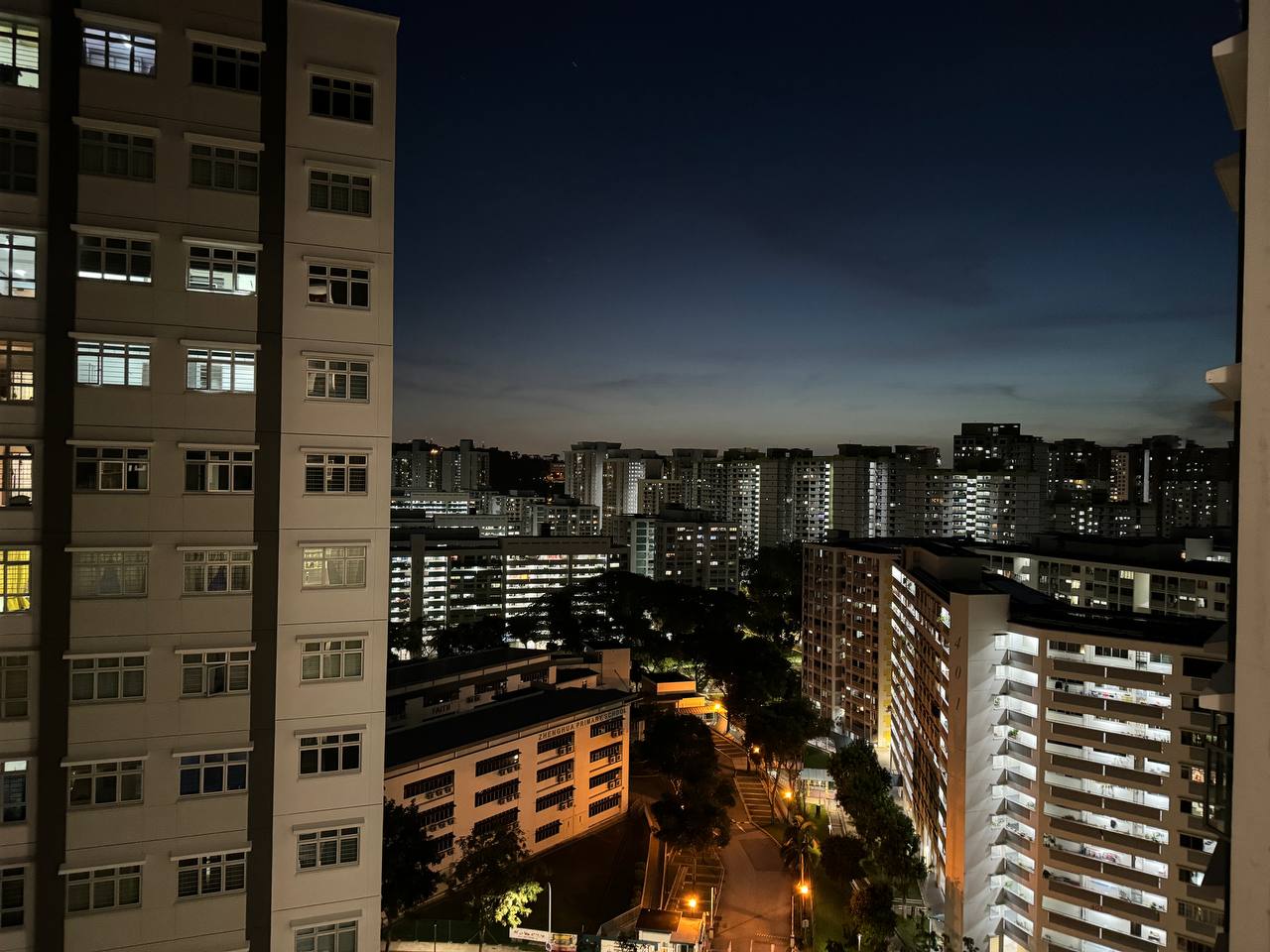 Which HDB towns have the highest and lowest price growth? – Roncasa