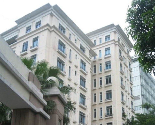 Balmoral Residences — exterior