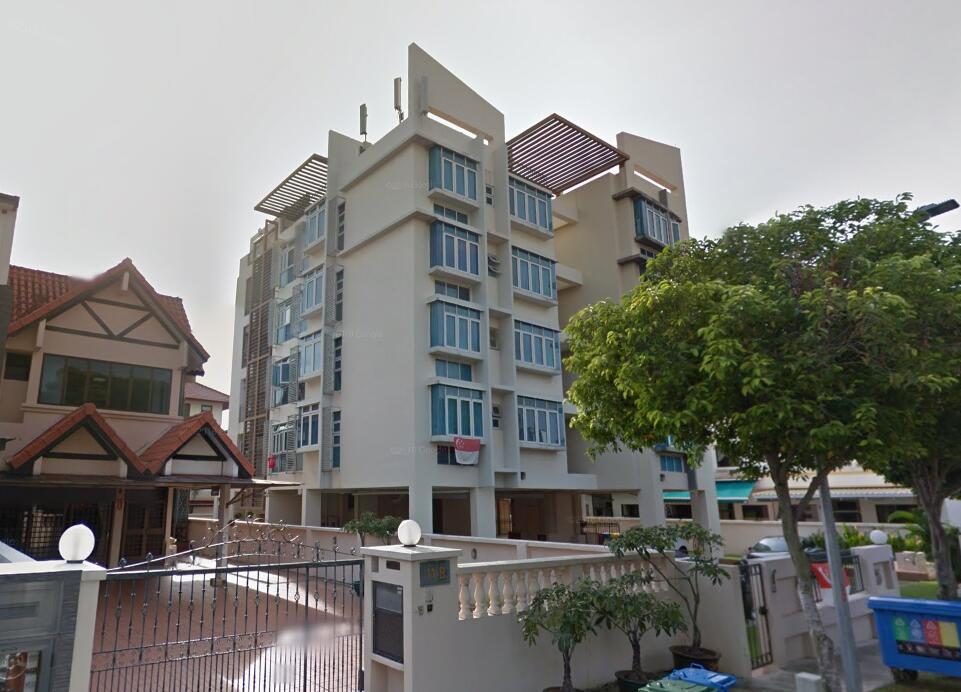 Breezy Mansions — exterior