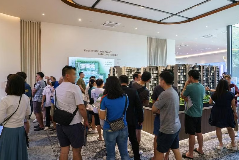 Decline in HDB Upgraders Entering Private Housing Signals Market Shift