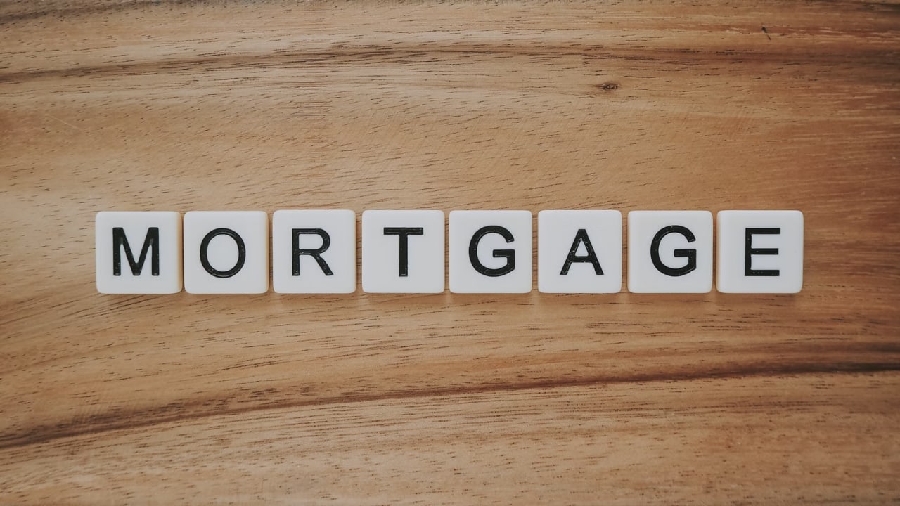 HDB Loan vs Bank Loan for buying Property