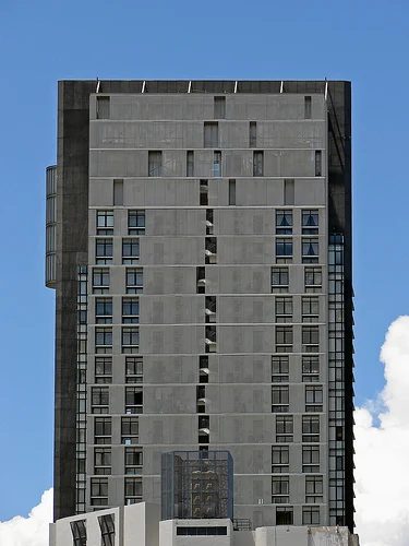 1 Moulmein Rise — exterior